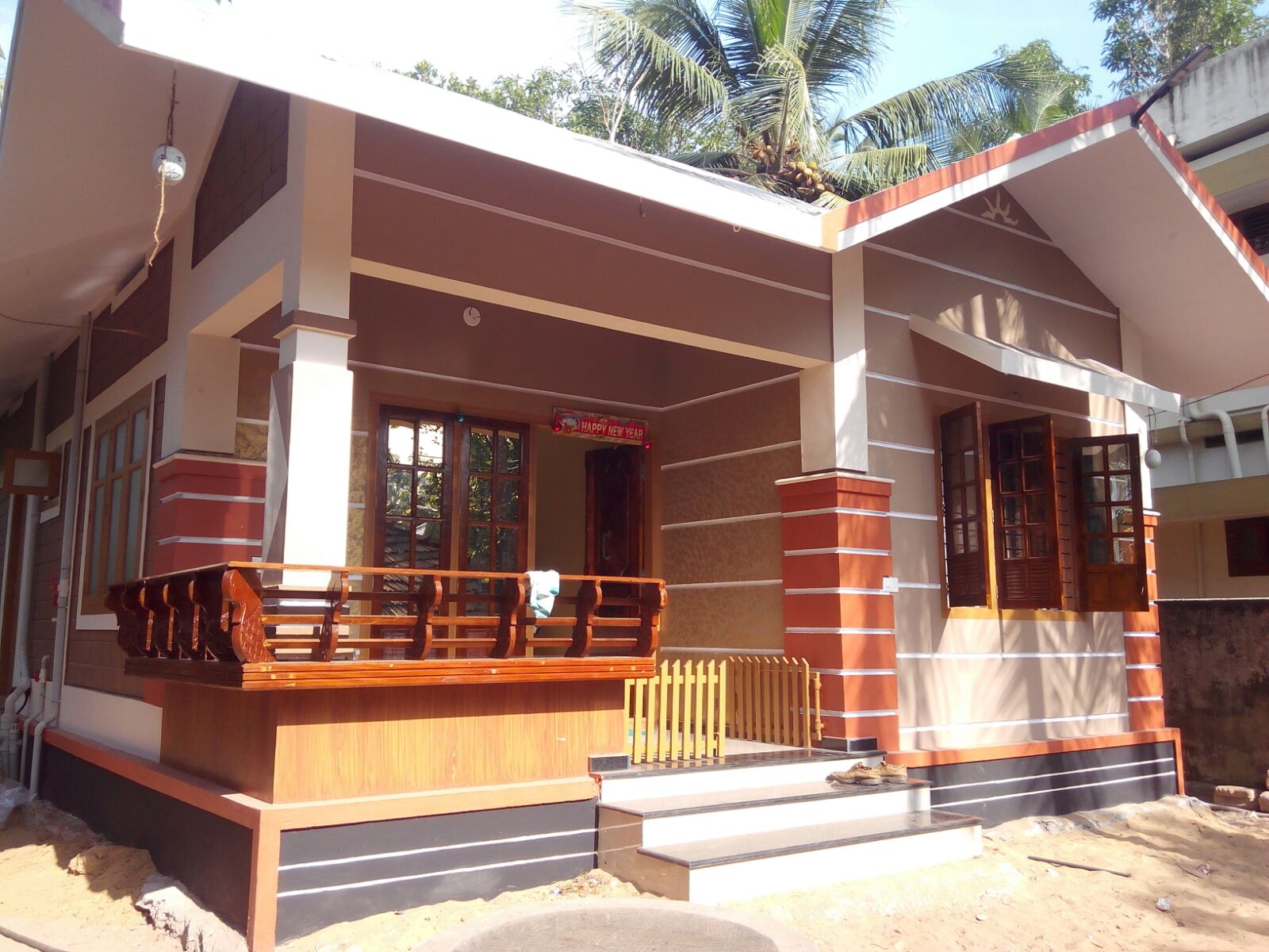 720 Square Feet 2 Bedroom Low Budget Home Design at Trivandrum