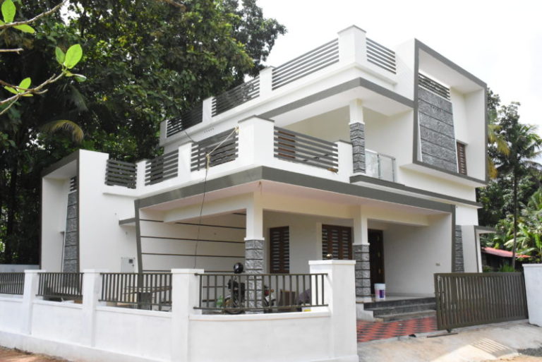 1626 Square Feet 3 BHK House and 5 Cent Plot For Sale at Angamaly,Eranakulam