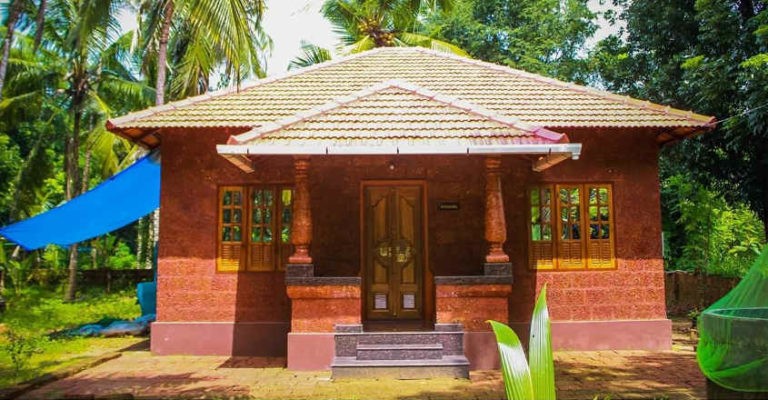 800 Square Feet 2 Bedroom Low Budget Beautiful House For 13 Lacks
