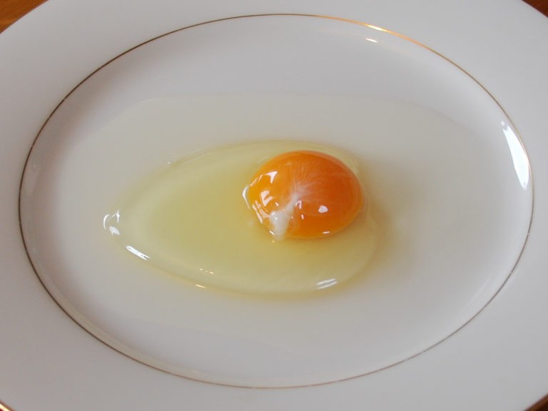 Egg white face masks Skin benifity