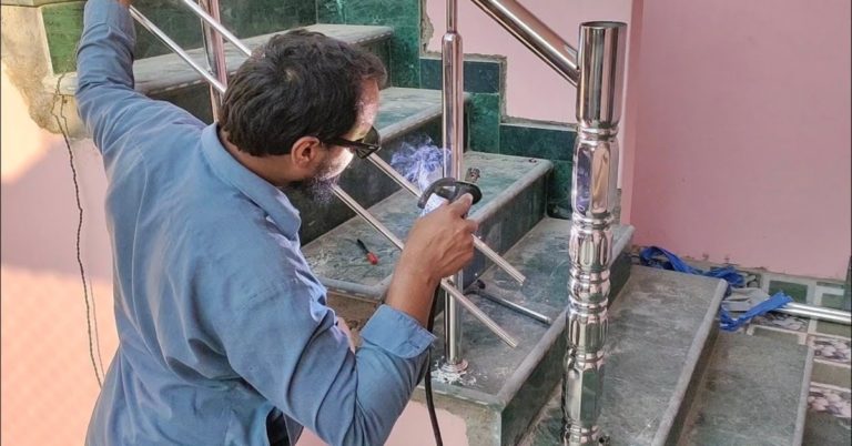 How to make steel stair railing design