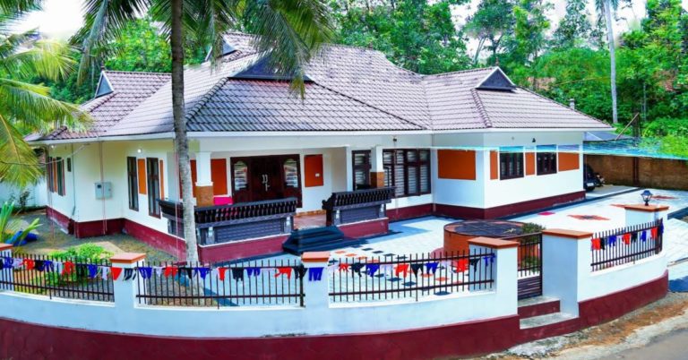 Kerala Traditional 3BHK Low Budget interlock Home